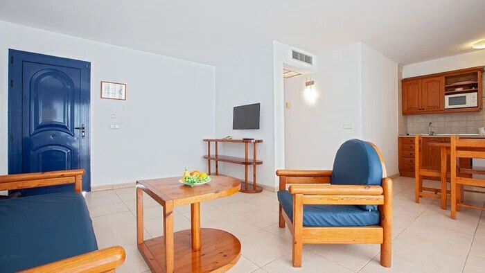 Apartment with Balcony/Terrace 